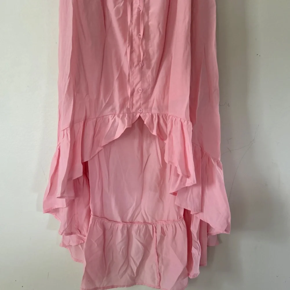 🎃Beautiful NWOT Off Shoulder High Low Ruffle Dress